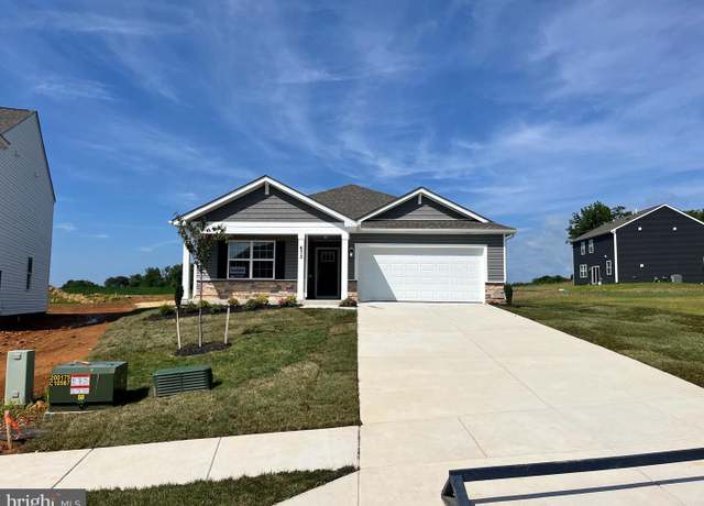 Property at 672 Armstrong Ave, Hagerstown, MD 21740, 4 beds, 2 baths