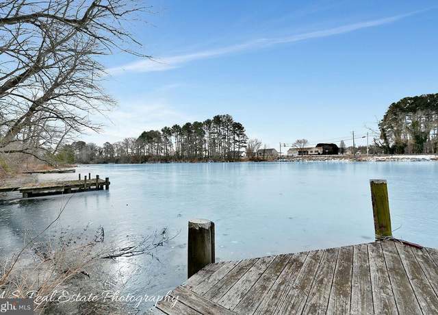 Property at 106 Lakeview Dr, Salisbury, MD 21804, 4 beds, 3 baths