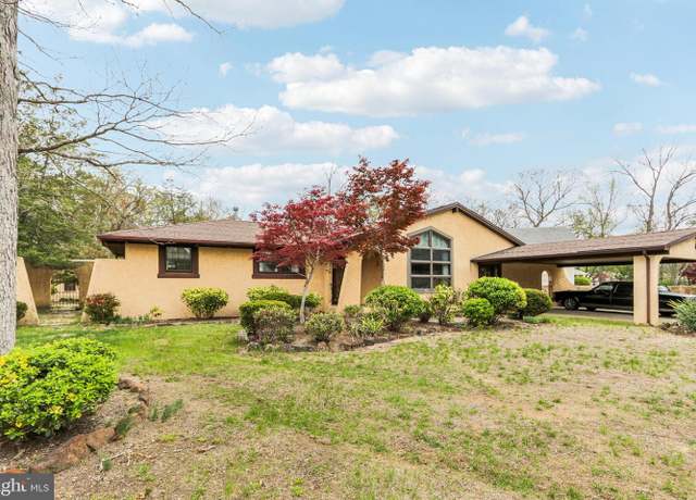 Property at 425 Cedar Ln, Millville, NJ 08332, 3 beds, 2 baths
