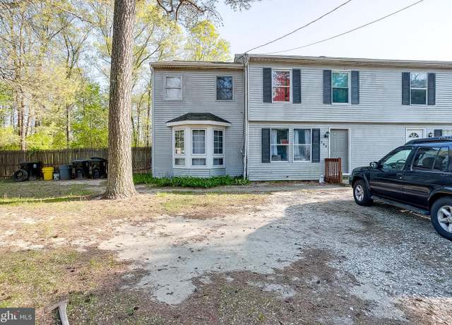 Property at 246 Hayes Mill Rd, Atco, NJ 08004, 3 beds, 2 baths