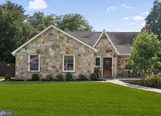 Property at 33 Michigan Rd, Pennsville, NJ 08070, 4 beds, 2.5 baths