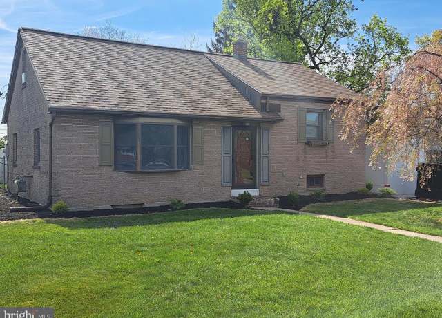 Property at 113 Ashwood Way, Harrisburg, PA 17109, 3 beds, 1 bath