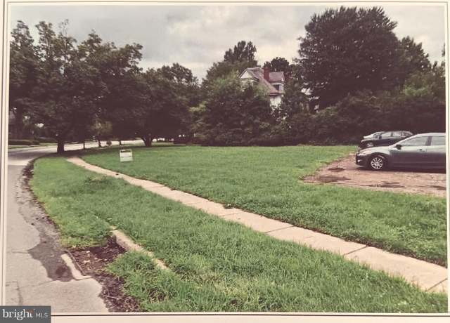 Property at 32 W Sellers Ave, Ridley Park, PA 19078