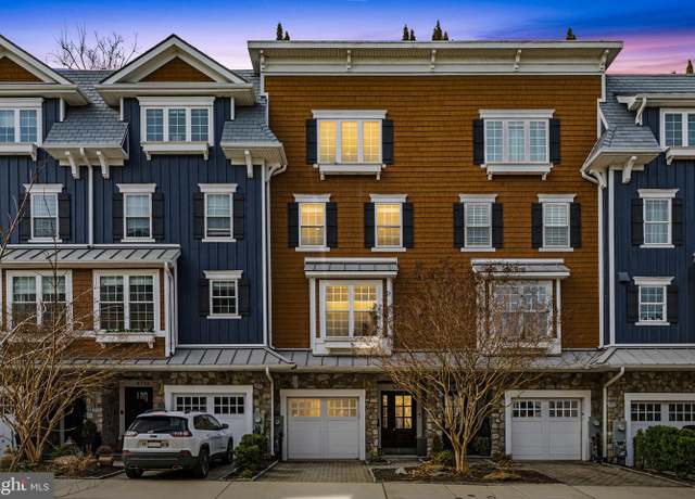 Property at 4734 Cross St, Philadelphia, PA 19127, 3 beds, 4 baths