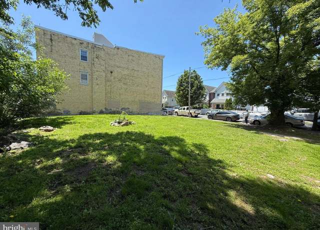Property at 1543 N Franklin St, Philadelphia, PA 19122