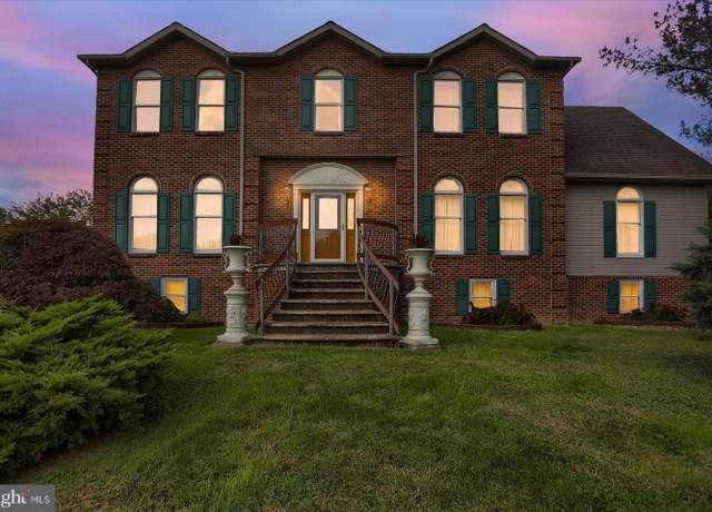 Property at 8812 S Susquehanna Trl, Port Trevorton, PA 17864, 4 beds, 3 baths