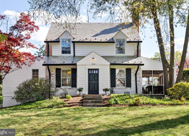 Property at 1004 Janneys Ln, Alexandria, VA 22302, 4 beds, 2 baths