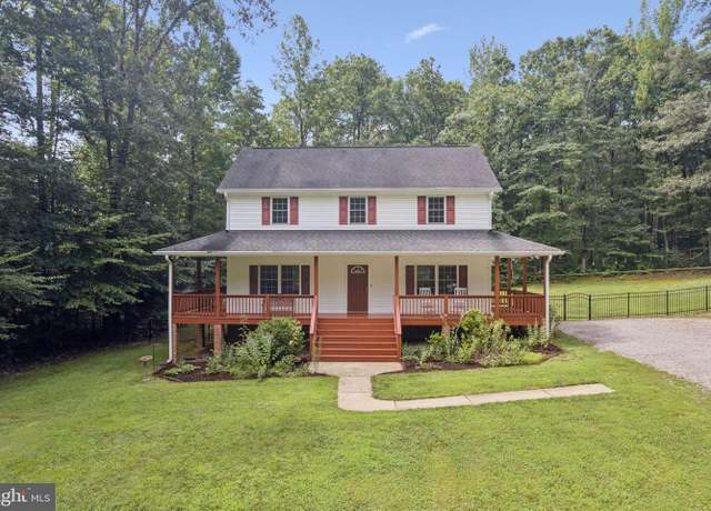 Property at 102 Oak Knoll Pl, Bumpass, VA 23024, 3 beds, 2.5 baths