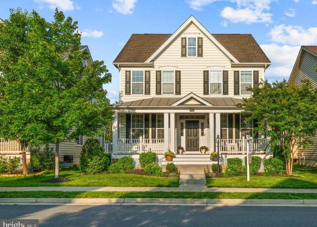 Property at 43152 Ashley Heights Cir, Ashburn, VA 20148, 4 beds, 5 baths