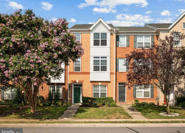 Property at 23089 Sunbury St, Ashburn, VA 20148, 3 beds, 3.5 baths