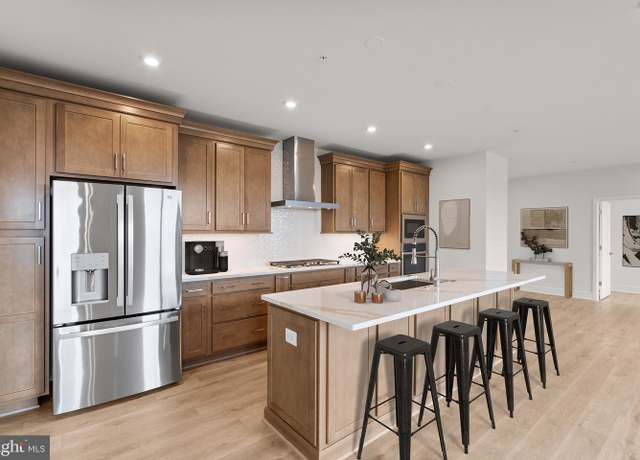 Property at 23640 Bolton Crescent Ter Unit 13-303, Ashburn, VA 20148, 3 beds, 2 baths