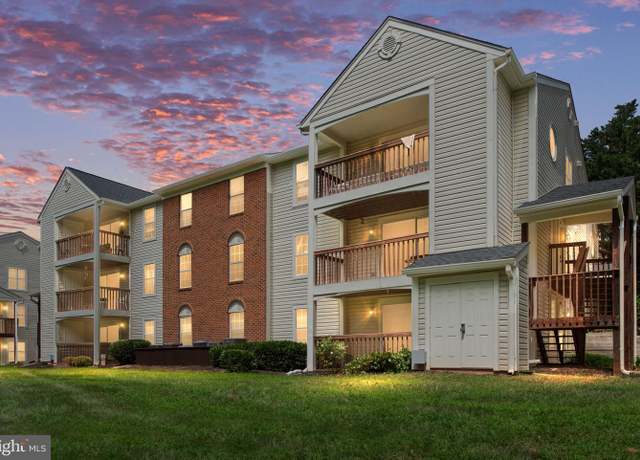 Property at 9476 Scarlet Oak Dr, Manassas, VA 20110, 2 beds, 2 baths