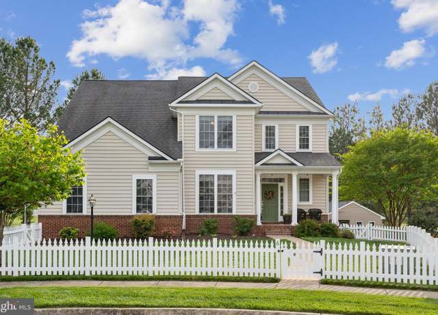 Property at 6 Crawford Ln, Stafford, VA 22556, 5 beds, 3.5 baths