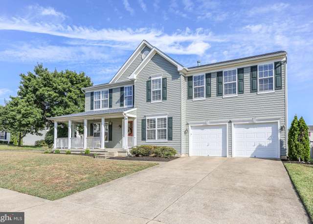 Property at 3 Hamstead Rd, Fredericksburg, VA 22405, 5 beds, 3.5 baths