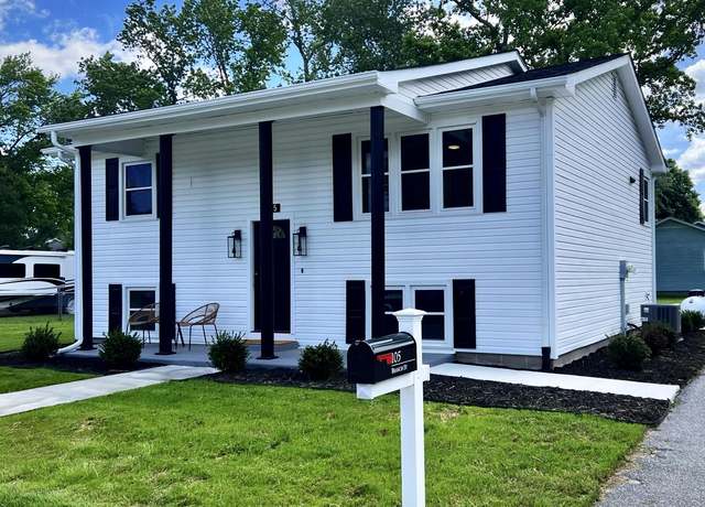 Property at 105 Branch St, Felton, DE 19943, 5 beds, 2 baths