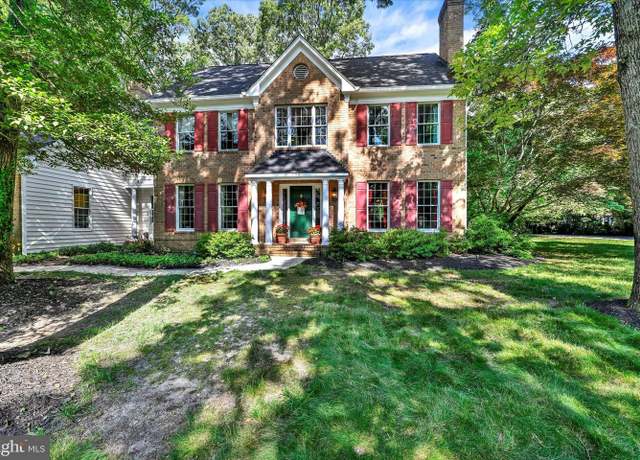 Property at 509 Pinefield Dr, Severna Park, MD 21146, 4 beds, 2.5 baths