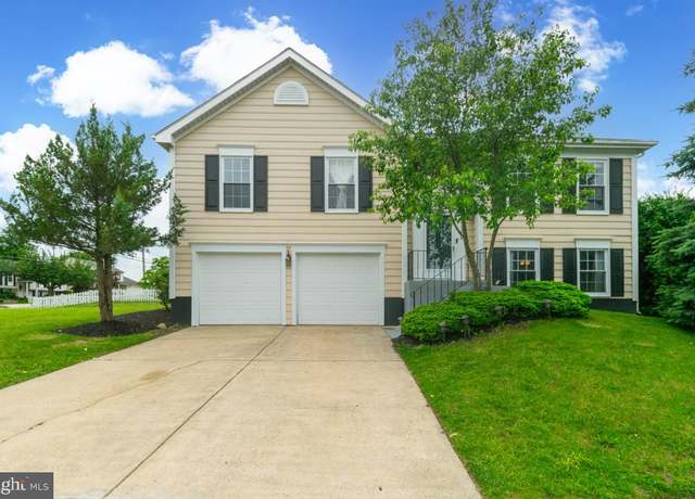 Property at 9955 Britinay Ln, Baltimore, MD 21234, 3 beds, 2.5 baths