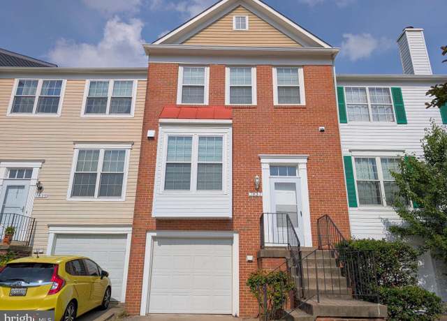 Property at 7837 Somerset Ct, Greenbelt, MD 20770, 3 beds, 3.5 baths