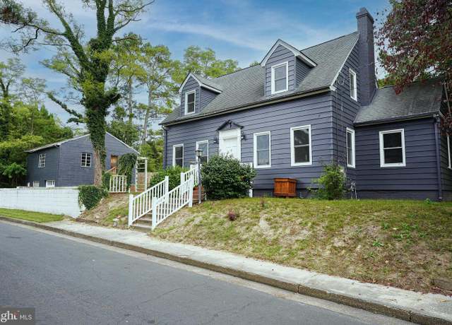 Property at 815 Federal St, Salisbury, MD 21801, 3 beds, 1.5 baths