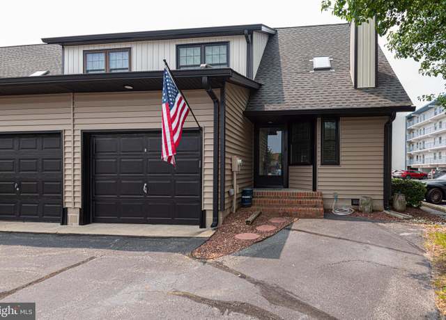 Property at 104 120th St Unit D82, Ocean City, MD 21842, 2 beds, 2.5 baths