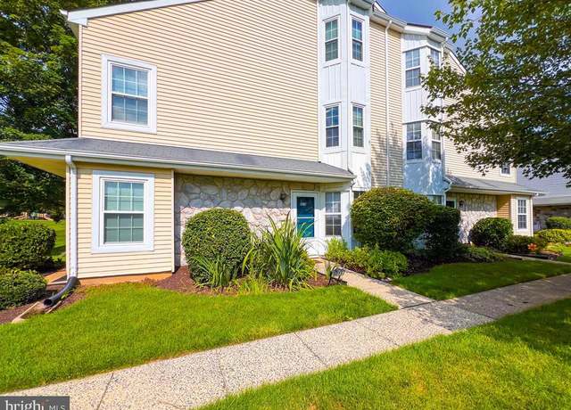 Property at 9015 Hopkins Ct, Holland, PA 18966, 2 beds, 2 baths
