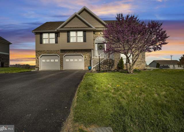Property at 5 Raven Way, Shippensburg, PA 17257, 3 beds, 2.5 baths