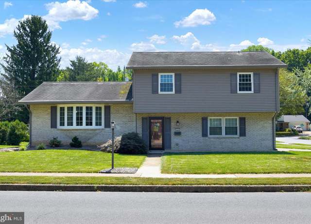 Property at 204 Somerset Dr, Camp Hill, PA 17011, 4 beds, 2.5 baths