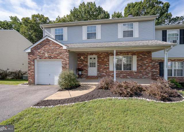 Property at 4039 Yorktown Dr, Upper Chichester, PA 19061, 3 beds, 2.5 baths