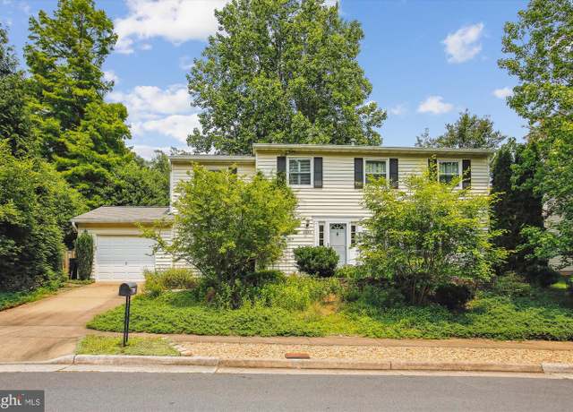 Property at 3030 Steven Martin Dr, Fairfax, VA 22031, 3 beds, 2.5 baths