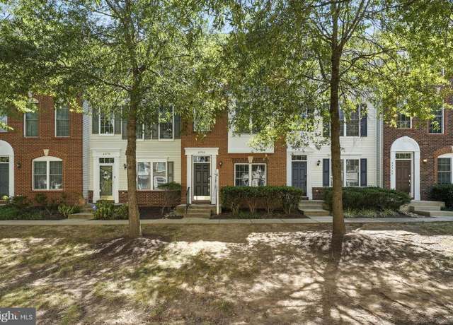 Property at 42768 Kearney Ter, Chantilly, VA 20152, 3 beds, 3.5 baths