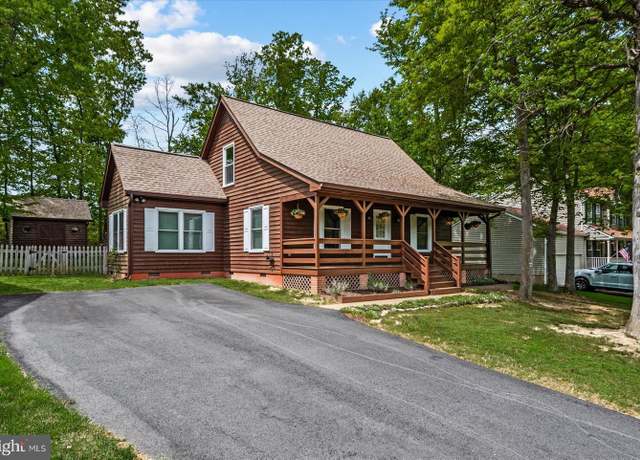 Property at 9608 Gunston Hall Rd, Fredericksburg, VA 22408, 3 beds, 2 baths