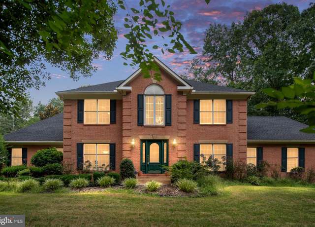 Property at 8107 Waterford Dr, Spotsylvania, VA 22551, 5 beds, 4.5 baths