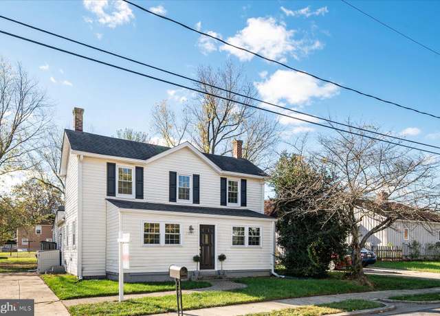 Property at 13205 10th St, Bowie, MD 20715, 4 beds, 2 baths