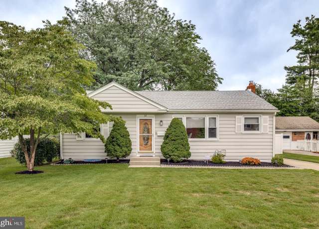 Property at 27 Munn Ave, Cherry Hill, NJ 08034, 3 beds, 1 bath