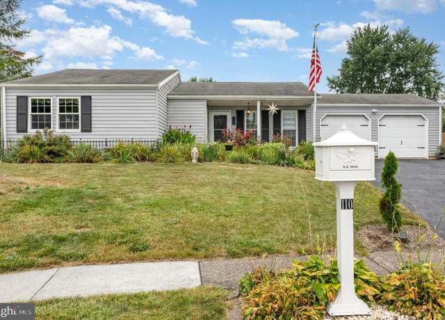 Property at 110 Heather Dr, Harrisburg, PA 17112, 3 beds, 1.5 baths