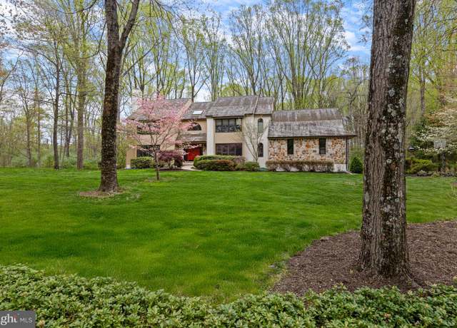 Property at 10 Carriage Path, Chadds Ford, PA 19317, 4 beds, 3.5 baths