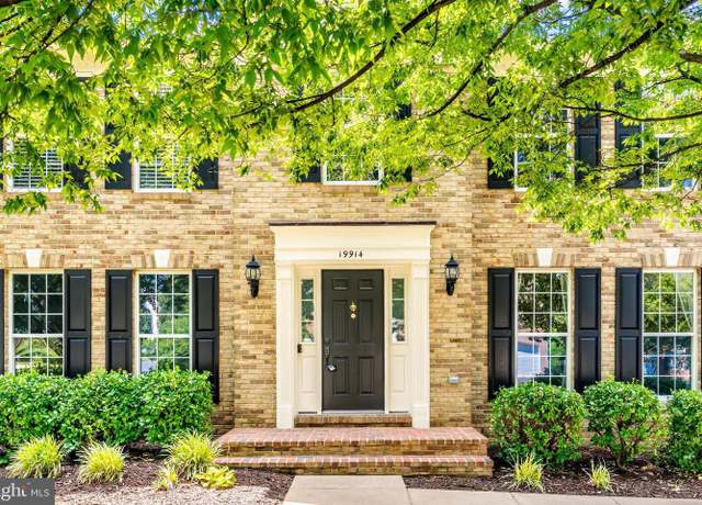 Property at 19914 Alexandras Grove Dr, Ashburn, VA 20147, 4 beds, 2.5 baths
