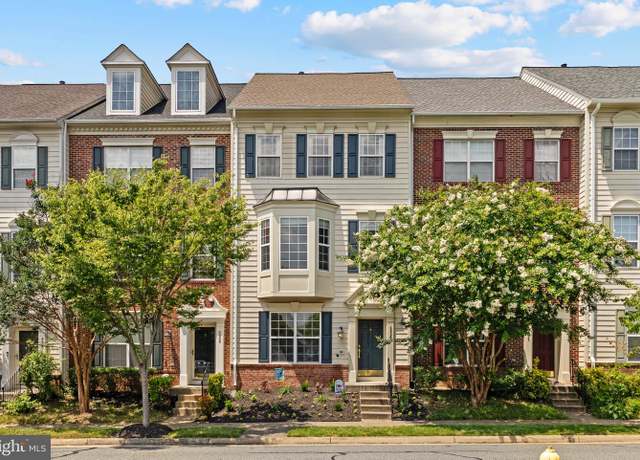 Property at 4856 Cavallo Way, Woodbridge, VA 22192, 3 beds, 3.5 baths