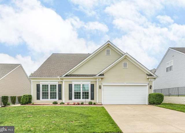Property at 363 Bridgewater Cir, Fredericksburg, VA 22406, 3 beds, 2 baths