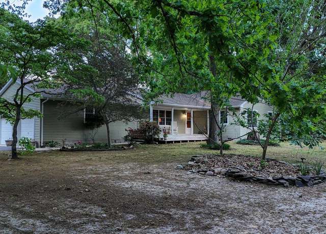 Property at 901 Holly St, Milford, DE 19963, 3 beds, 2 baths