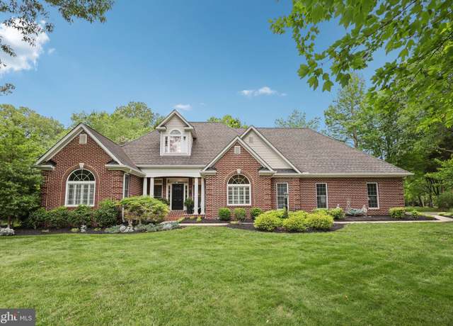 Property at 14595 Limestone Dr, Swan Point, MD 20645, 4 beds, 2.5 baths