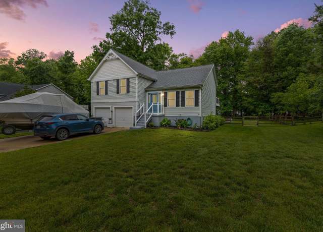 Property at 8 Holly Ave, Aberdeen, MD 21001, 4 beds, 3 baths