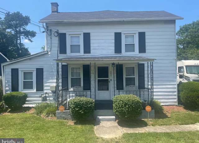 Property at 2821 Walters Ln, District Heights, MD 20747, 3 beds, 3 baths