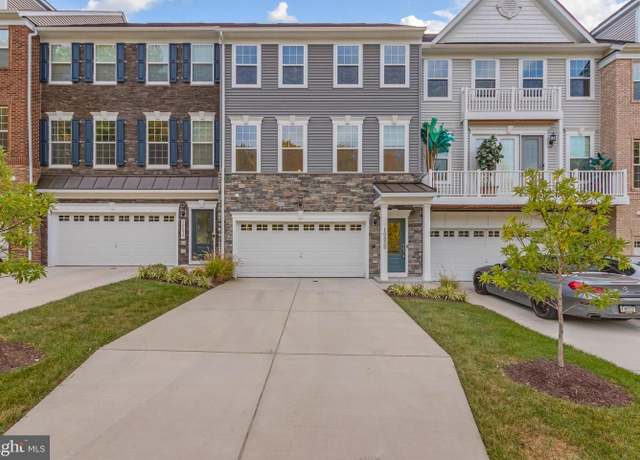 Property at 10835 Foxtrot Cir, Upper Marlboro, MD 20772, 3 beds, 3 baths