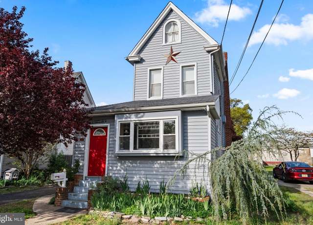 Property at 223 Delaware Ave, Riverside, NJ 08075, 3 beds, 2 baths