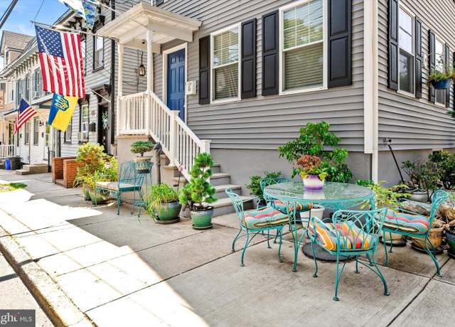 Property at 16 2nd St, Bordentown, NJ 08505, 3 beds, 2 baths