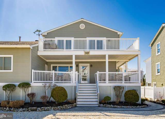 Property at 10 W Essex Ave, Harvey Cedars, NJ 08008, 3 beds, 2 baths