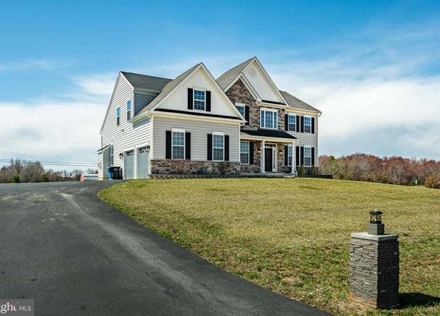 Property at 2 Katie Dr, Pedricktown, NJ 08067, 4 beds, 2.5 baths