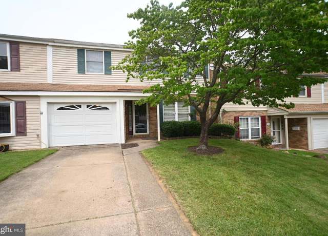 Property at 3208 Farragut Ct, Bensalem, PA 19020, 3 beds, 2.5 baths