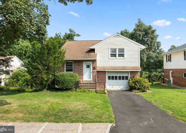 Property at 466 Linden Ave, Doylestown, PA 18901, 3 beds, 1 bath